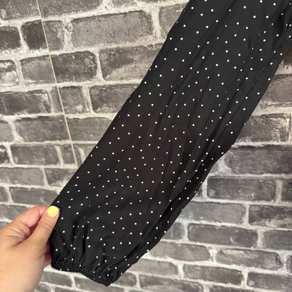 REFORMATION Alaina Wrap Top Ditto Dot Black White Polka Dot Print blouse shirt - Picture 4 of 13